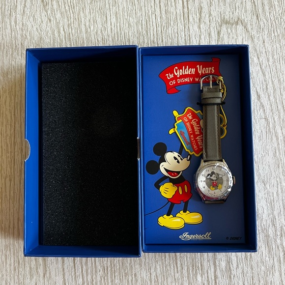 NWT Vintage Disney’s Golden Years of Watches Gray Watch - Picture 2 of 14